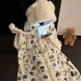 卡通蜡笔小新印花连帽毛绒睡衣女冬季新款家居服加厚睡裙睡袍外穿