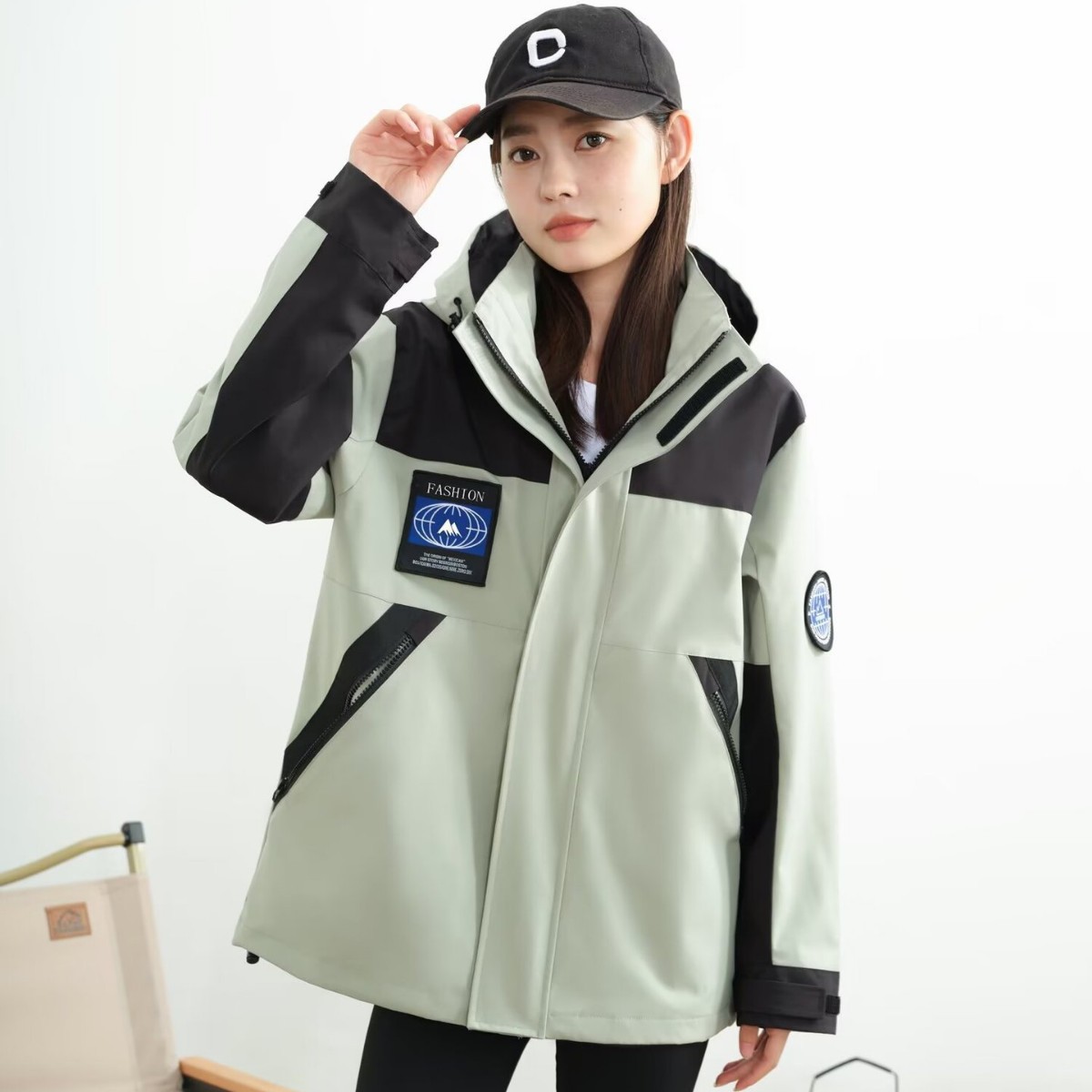 2025 Classy Outdoor Jacket Three-In-One Water-Repellent Men's and Women's Team Uniform Detachable Mountaineering Suit