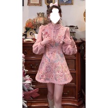 法式温柔公主风花边拼接连衣裙女冬季新款甜美减龄收腰显瘦短裙子