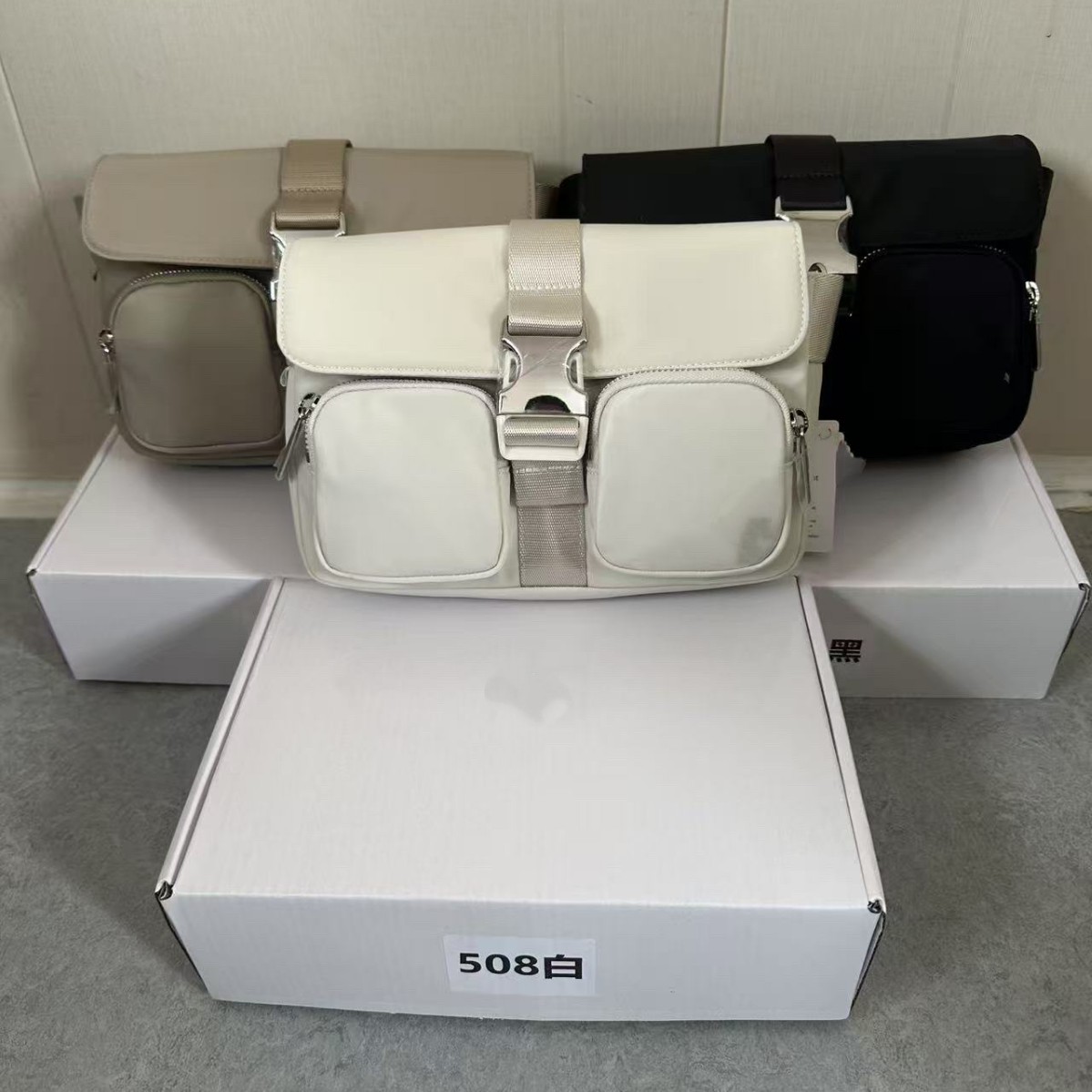 Lu Brand Men's and Women's Multi-Pocket Camera Bag, Trendy and Cool, Single Shoulder Crossbody, Outdoor Waterproof, Individually Packaged Box, Digital