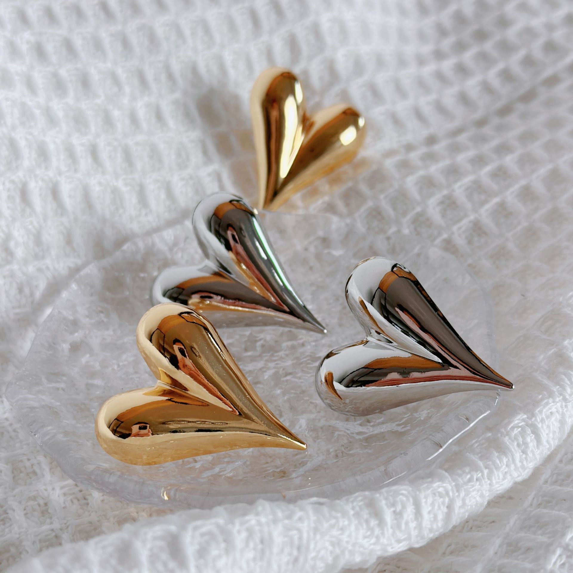 Heart Shape Pattern Women's Gender Plating Design 1 Pair Simple Style Heart Shape Plating Brass Ear Studs