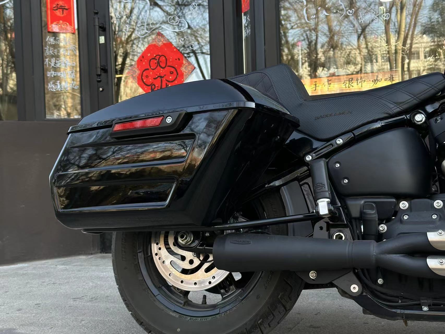 Motorcycle Accessories Racing Side Boxes Suitable for Harley 14-23 Models, Road Gliders, and Road King