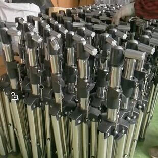 Mannequin Head Stand for Hairdressing, Stainless Steel Tripod for Securing Mannequin Heads, Floor-Standing Wholesale Manufacturer, Specialized for Learning Purposes