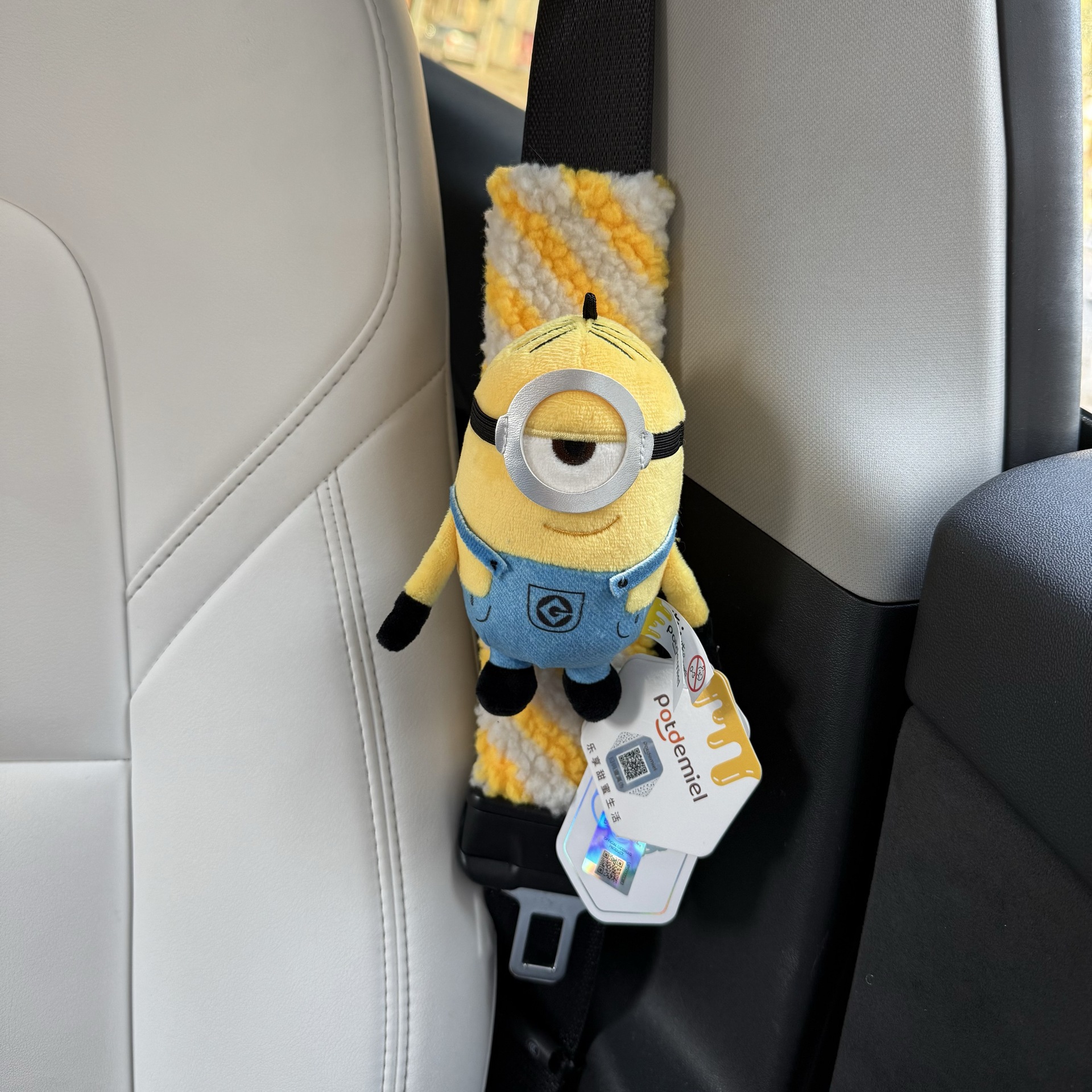 Authentic Minion Tim Bear Car Seat Belt Shoulder Cover Cute Car Decoration Car Couple Decoration