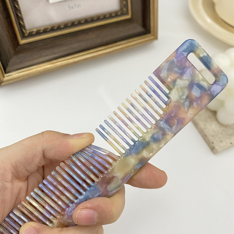 23g Weight Hair Combs Hair Accessories Type 1 Piece Quantity Holiday, Daily Occasion Acetic acid sheets Material Geometric Pattern Women's Gender Stoving Varnish Design Simple Style, Classic Style Style Women's Simple Style Classic Style Geometric Acetic Acid Sheets Stoving Varnish Hair Combs 1