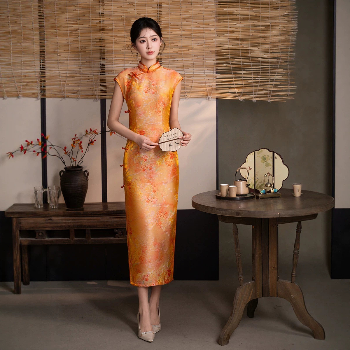 Long summer cheongsam