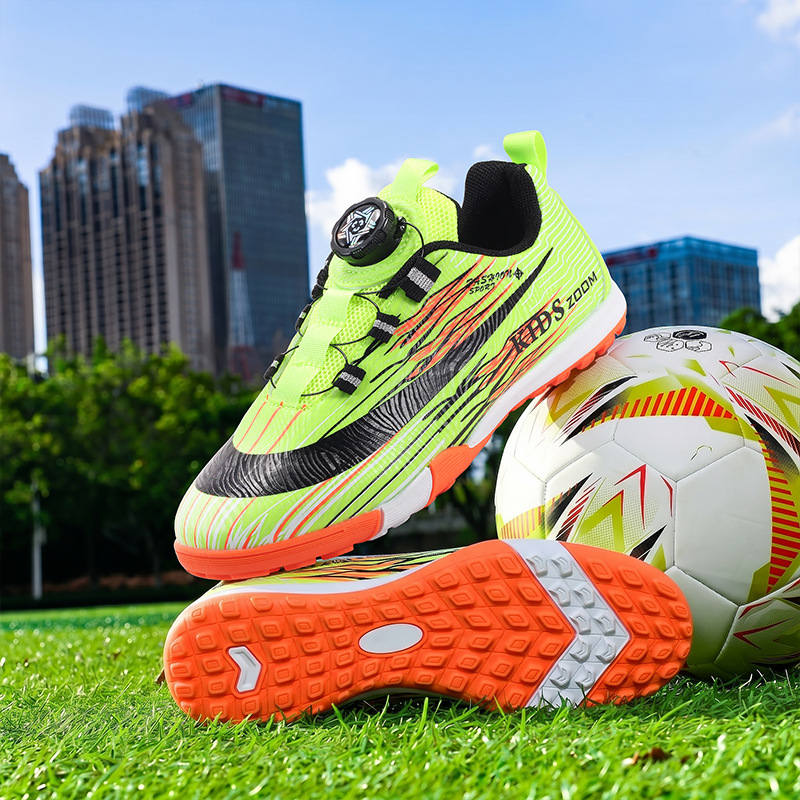 Children's Soccer Shoes With Rotary Buckle For Competition_voghion.com