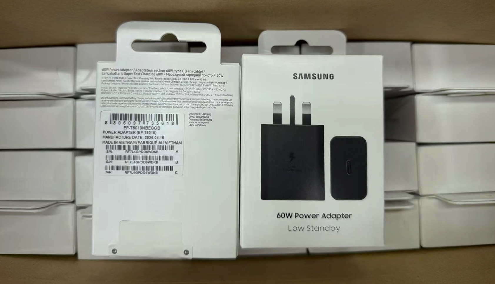 Cargador Rápido para Celular EP-T6010 60W de ABS, Carga Rápida, Puerto USB-C, para Teléfonos Celulares y Tabletas
