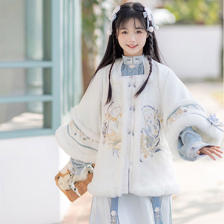 Winter Cute White Velvet Bear Hanfu Women's Full Set Ming Embroidered Batch Coat Horse Face Skirt Fairy Han Element Suit Winter Cute White Velvet Bear Hanfu Women's Full Set Ming Embroidered Batch Coat Horse Face Skirt Fairy Han Element Suit