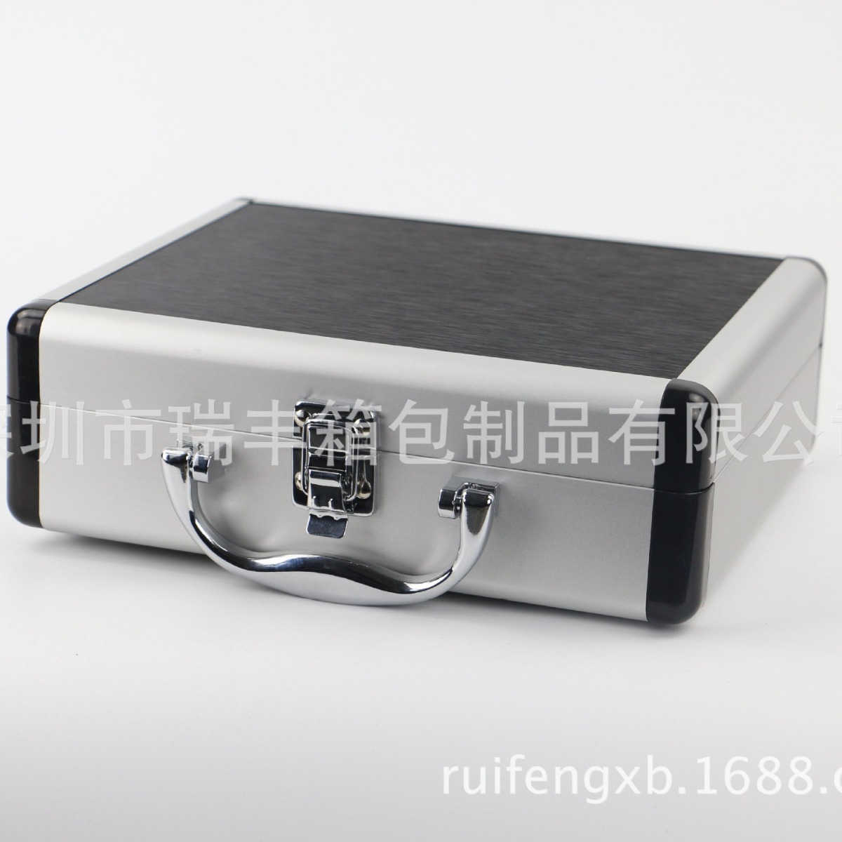 深圳铝箱、工具箱、两通铝箱、二叉铝箱