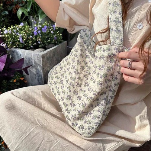Korean-style niche floral canvas bag for women, 2024 new model, large capacity commute shoulder bag with texture, versatile tote bag