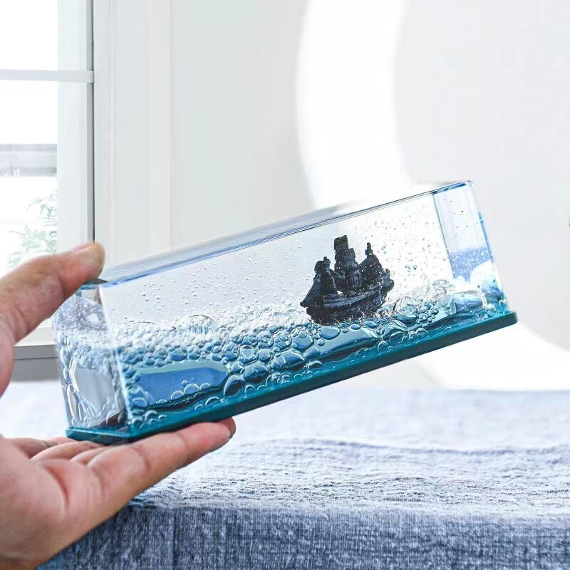 Little Red Book popular same style cruise ship fluid drifting bottle desktop decoration Titanic birthday gift gift box Little Red Book popular same style cruise ship fluid drifting bottle desktop decoration Titanic birthday gift gift box