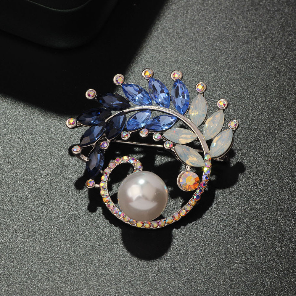 Accessories Blue Sense Suit High-grade Bauhinia Pearl Anti-light Corsage Brooch Cross-border Women's Elegant Pin Personality