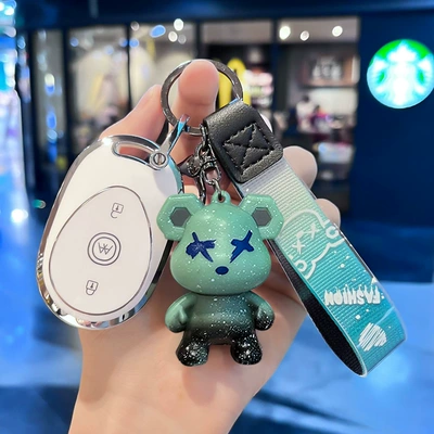 Emma Bubble AM Remote Control – Car key bag - electric-car-j-smart-3-key-white-single-shell-green-violent-bear-pendant