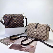 千姿狐潮流新款女包包高级感时尚印花单肩包简约百搭大容量斜挎包