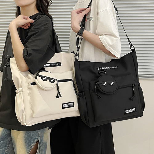 2024 New Trend unisex daily lightweight commuting bag, college student school crossbody bag, Japanese-style versatile casual bag