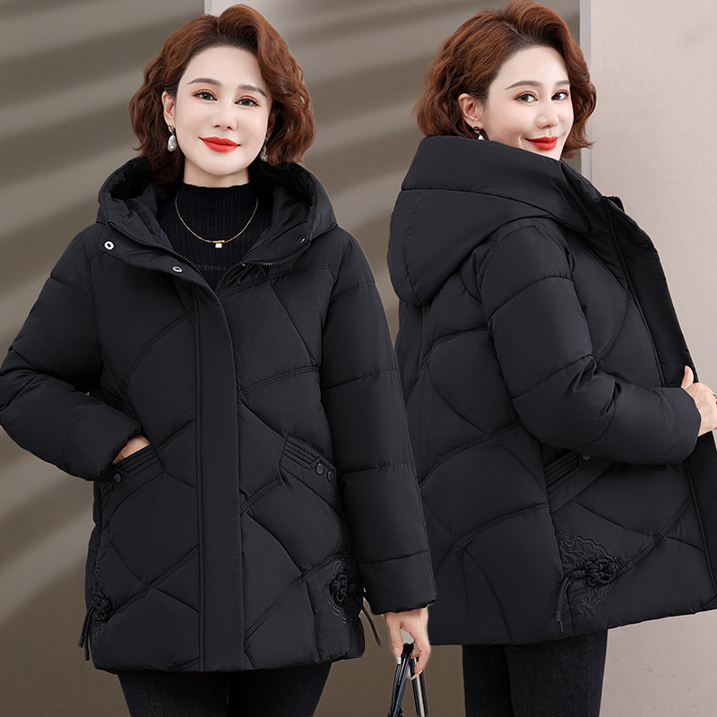 2025 ropa de invierno de madres de mediana edad nueva ropa de abuela ropa de invierno abrigo abrigo de algodón caliente de gran tamaño image 5
