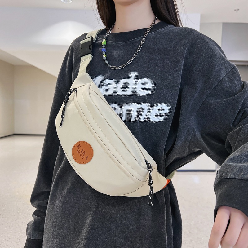 2023 bolsa de pecho de pareja simple bolsa de mensajero estudiante de moda bolsa de moda de color sólido compras viajes ins mismo bolso de pecho de moda