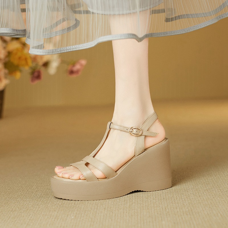 Sandal cao gót nữ mũi hở đế xuồng da bò, quai chữ T đơn giản, gót 9 cm — đen