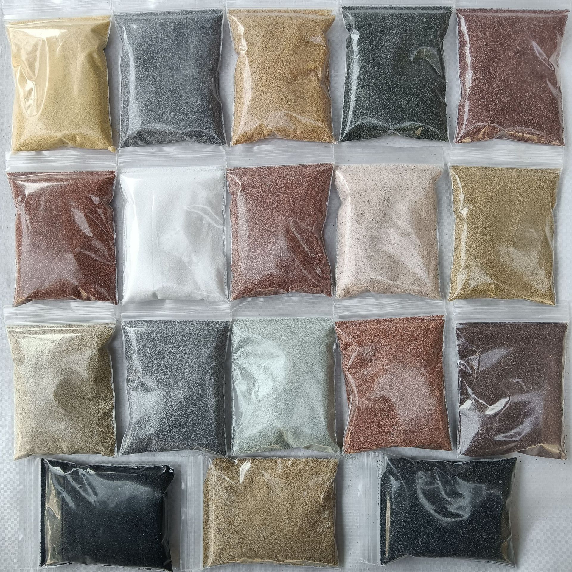 黑色彩砂 中国黑彩砂 真石漆彩砂 建筑外墙用彩砂 透水砖用彩砂