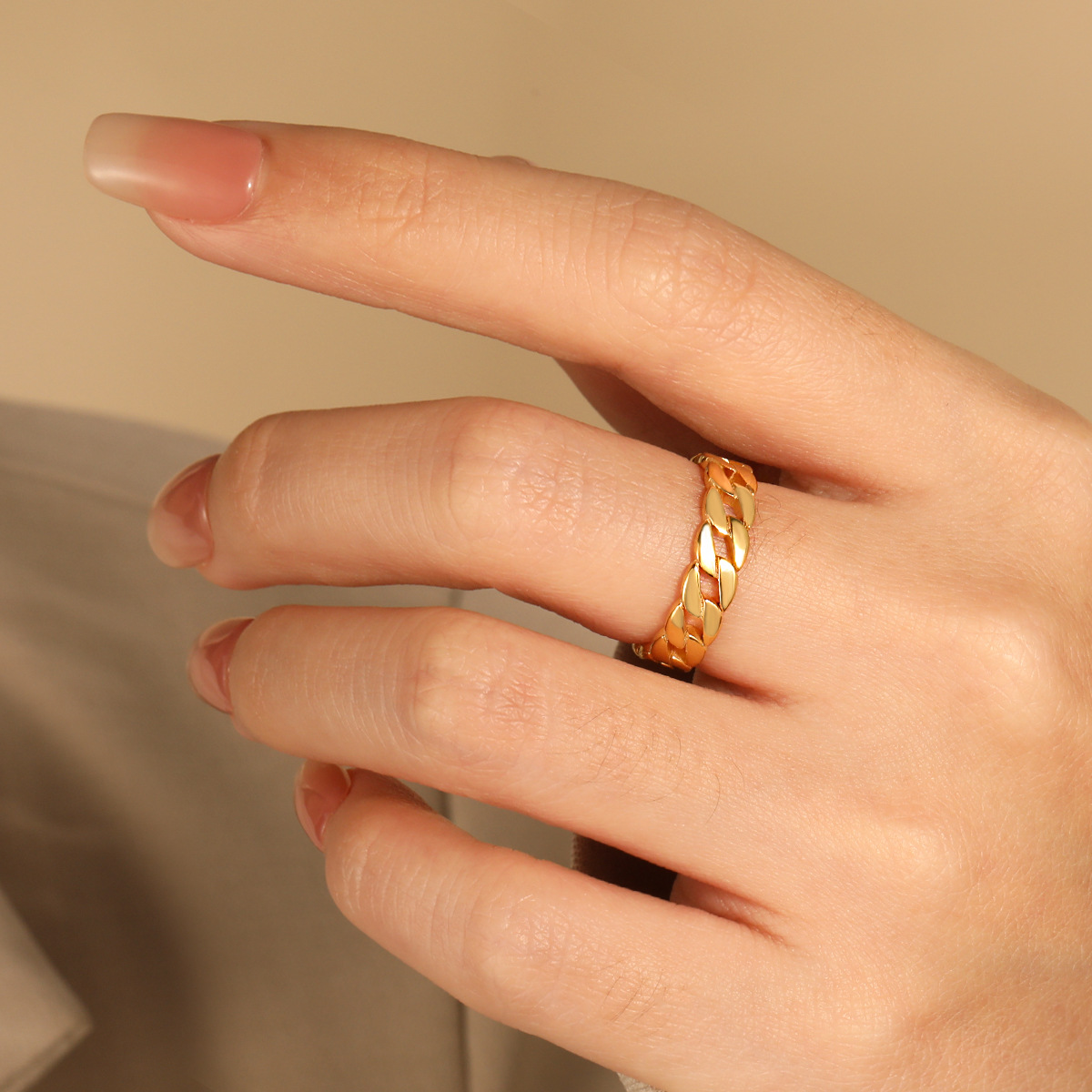 Wide Cuban Chain Ring In Titanium Steel Minimalist Unisex Design_voghion.com