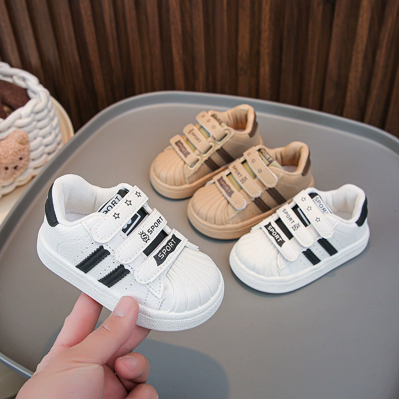 2025 весна и осень новые детские кроссовки для мальчиков кроссовки корейские модные детские детские туфли на мягкой подошве раковины