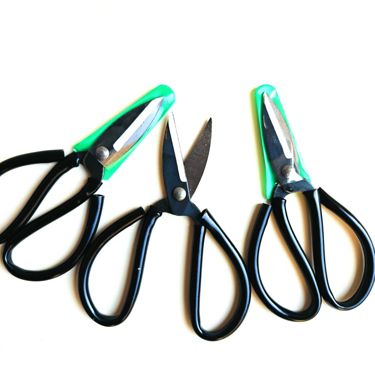 3�Ŵ�ͷ����������ͷ������Ƥ3�Ŵ�ͷ�������úڼ���2Ԫ��Դ����