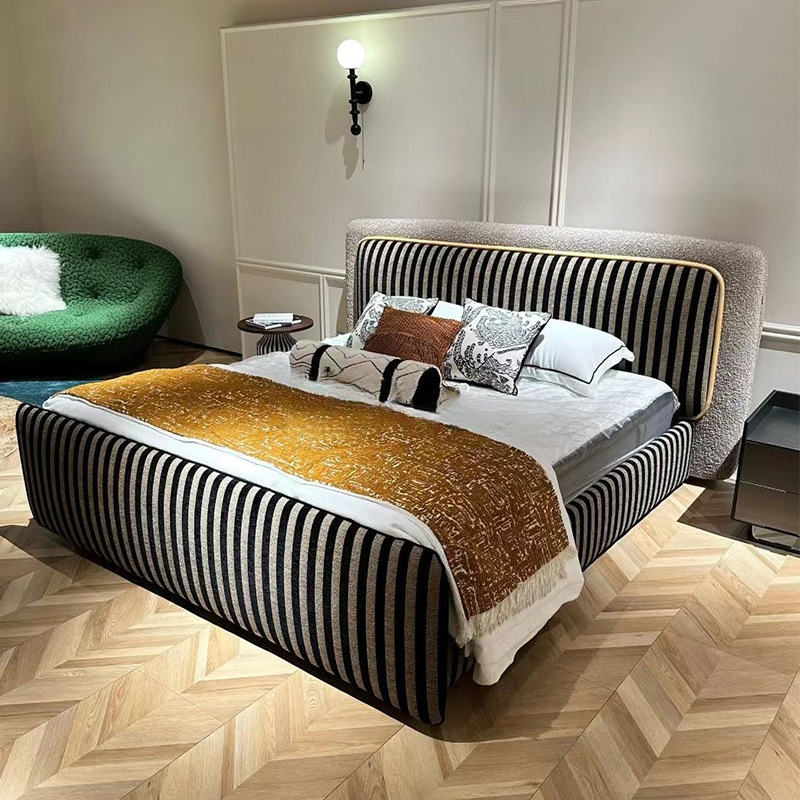 Italian-Style Minimalist Fendi Cloud Bed Designer High-End Master Bedroom Lambswool Blend Color-Blocking Soft-Covered Double Fabric Bed Italian-Style Minimalist Fendi Cloud Bed Designer High-End Master Bedroom Lambswool Blend Color-Blocking Soft-Covered Double Fabric Bed