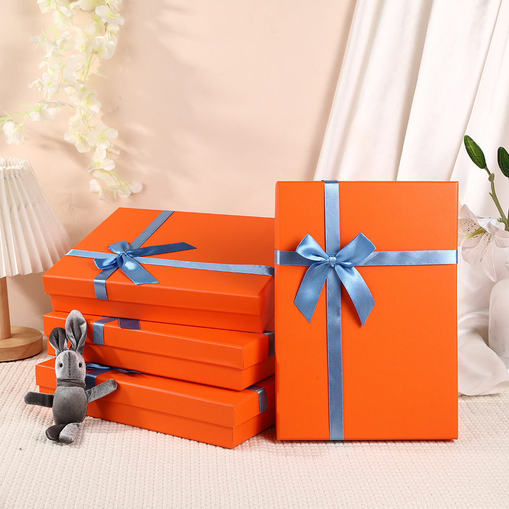 Caja cuadrada Tiandi caja de regalo de cumpleaños de alta gama con lazo, caja de embalaje de regalo de mano al por mayor