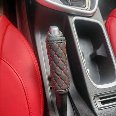Sürətlər qutusu və əl tormozu başlıqları, Car Shoulder Pad Set 5-Piece - black-and-red-handbrake-cover