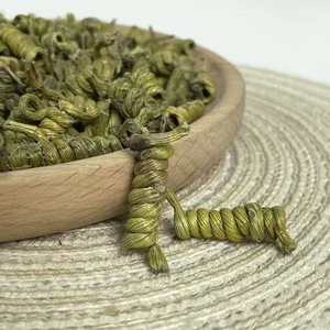 Настоящий рисовый дендробиум Dendrobium officinale, клен, голова дракона и хвост феникса, фиолетовый дендробиум 250 г, суп и замоченный в воде для здоровья и хорошего самочувствия