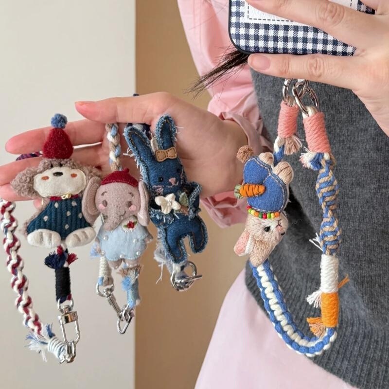 Handmade, cute cartoon animal wrist phone chain, perfect for travel and as a portable, anti-drop, and anti-loss accessory Handmade, cute cartoon animal wrist phone chain, perfect for travel and as a portable, anti-drop, and anti-loss accessory