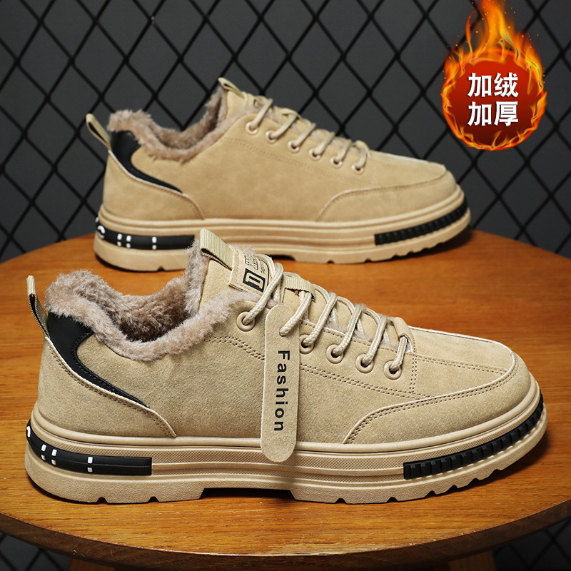 Zapatos de hombre otoño y invierno 2025 nuevos zapatos de herramienta calientes antideslizantes de terciopelo de moda de hombre zapatos deportivos casuales de skate