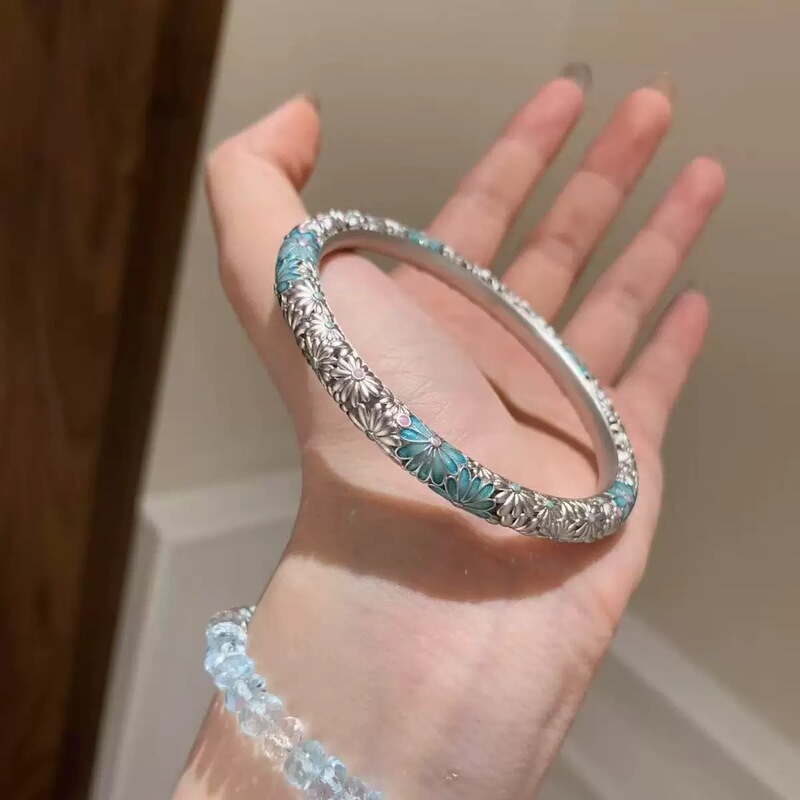 2025 New Daisy Enamel Bracelet Round Solid Bracelet New Chinese Design Easiest for Match Women's 9999 Bracelet