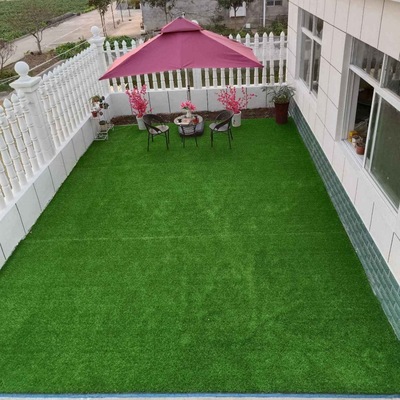 Man-made turf simulation Lawn engineering Fence green carpet Roof balcony courtyard sunshade Sunscreen Aerial photograph