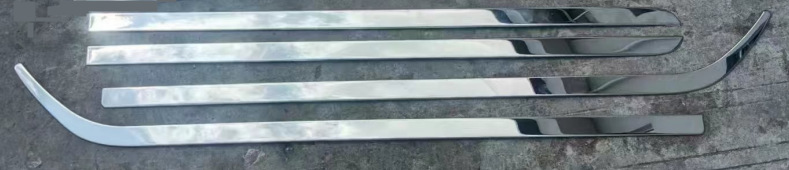 Suitable for Nissan NV200 car window bright strip stainless steel car window trim strip lower car window bright strip Nissan NV200 decoration