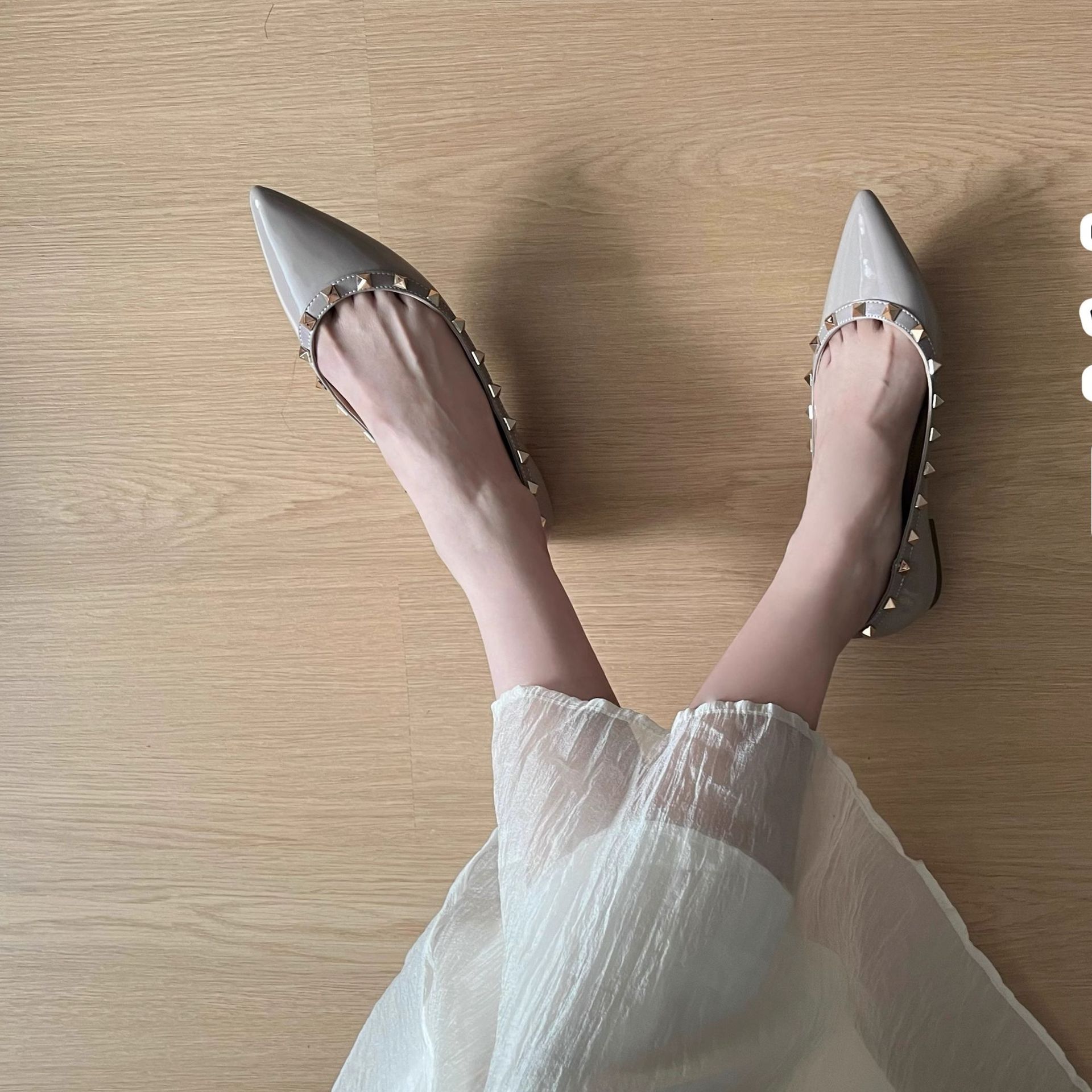 Inner Height Increase 5cm Studded Shallow Nude Pointed Patent Leather French Style Versatile Soft-Soled Women's Commuter Shoes