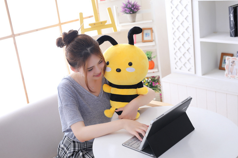 智贝详情图_10可爱小蜜蜂公仔昆虫玩偶毛绒玩具抓机娃娃婚庆抛