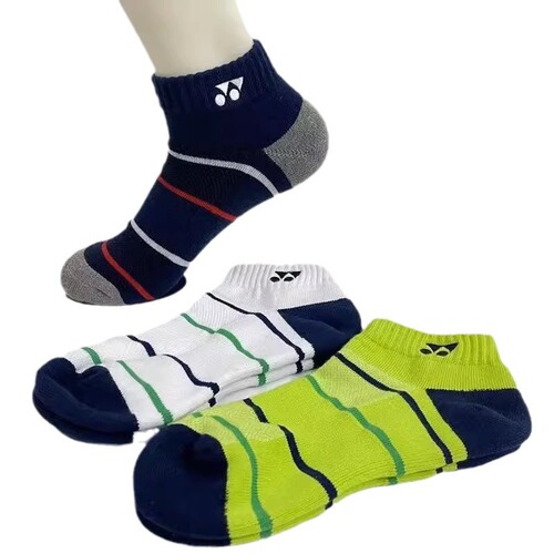 Unisex fur ball socks for men and women, medium and short tube anti-slip tennis and basketball thickened breathable towel bottom sports socks