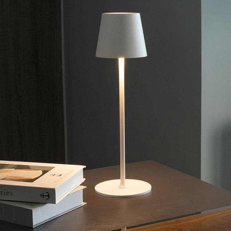 Luz de escritorio transfronteriza Amazon decoración de mesa recargable lámpara de escritorio de hierro forjado lámpara de escritorio de cama luces de noche de alto nivel image 4
