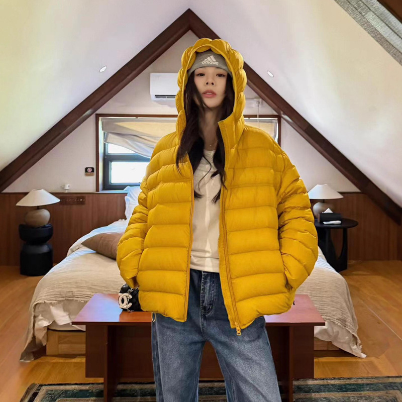 Winter 90 down New Korean Version Thickened Ribbed Yellow down Jacket for Women, Short Puff Cloud-Like Warm Hooded Coat
