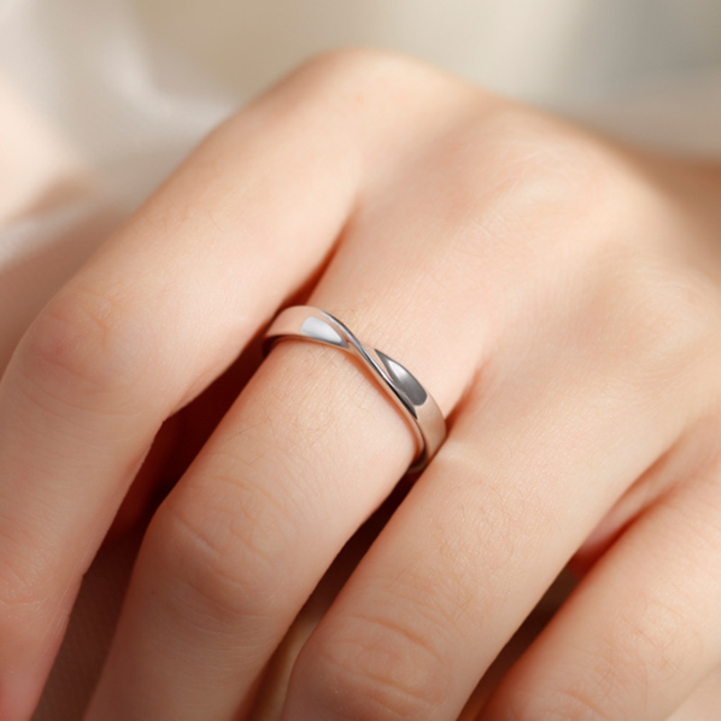 Simple Style Solid Color Sterling Silver Rings display picture 2