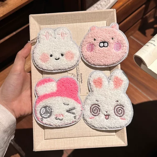 Cartoon bunny plush bangs clip for tidying stray hair, versatile and sweet, seamless hair accessory for girls