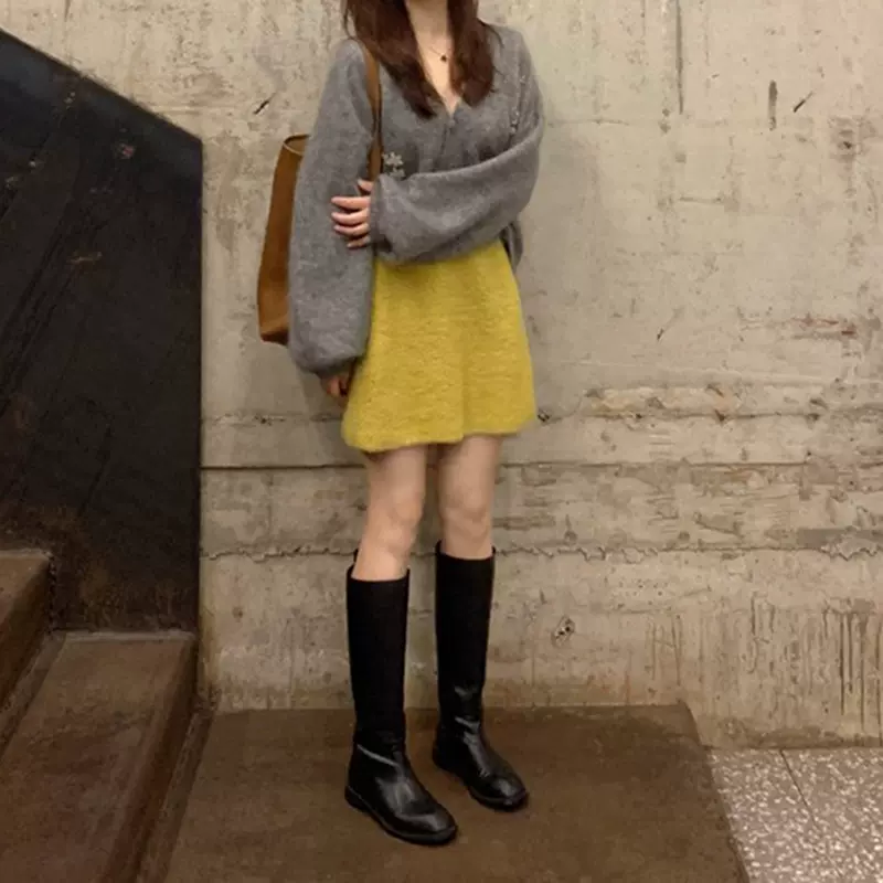 Echoo 亮色系针织裙圈圈毛黄色半身裙秋冬季显瘦短裙2025冬季新款