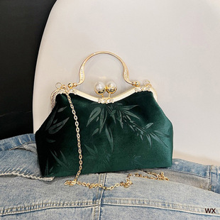 �z�q����ڽ������μ�朗lб�����y�Ứ�A�ڰ��YƷ���L���۰�