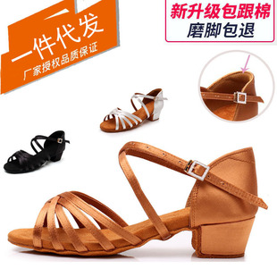 ������ͯ������W��Ů���е�����Ь�ك�ͯ���l��Ь��ɫЬŮ��