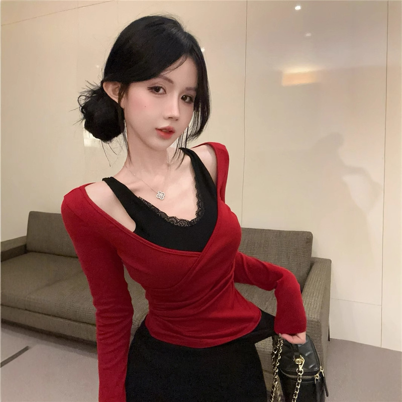 Pure Lace Fake Two-piece Base Shirt Women's Autumn and Winter Design Sense Red Inner Short V-Neck Spice Girls Long-sleeved Top