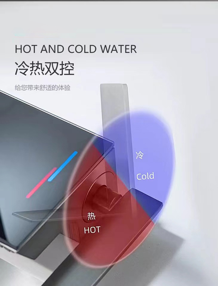 The kitchen is equipped with a universal all-copper digital display hot and cold sink faucet that can be pulled out like a flying rain waterfall undefined