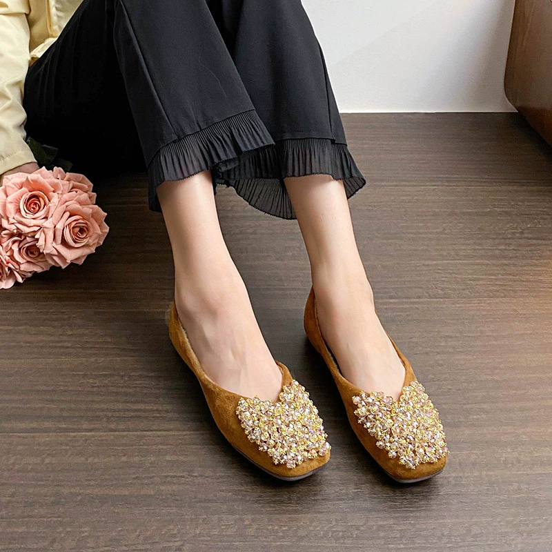 Квадратные туфли на плоской подошве женские феи, туфли на мягкой подошве, туфли с неглубоким ртом, туфли на одной ноте 2025 весной новый большой размер женские туфли 41 до 43