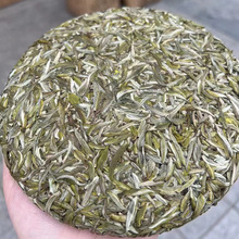 2020年福鼎高山白茶白毫银针300g福鼎核心产区明前白茶饼厂家直供